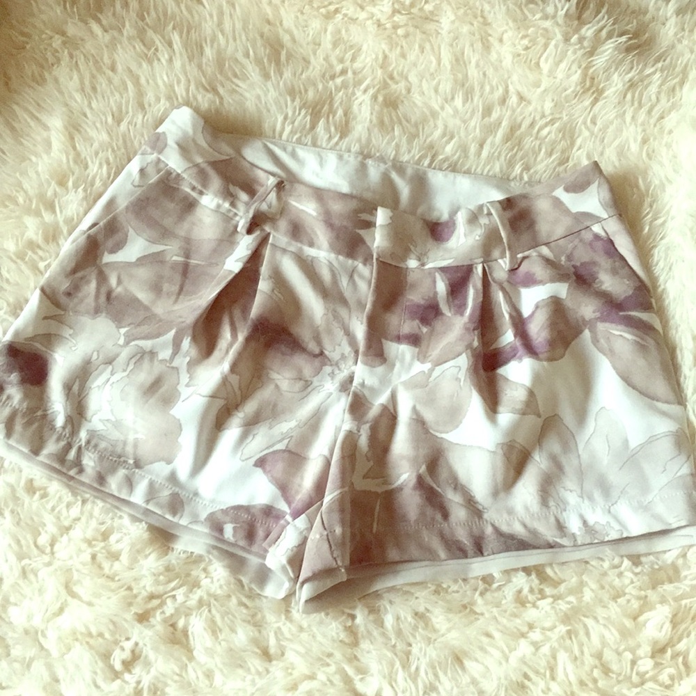 Simply Vera Wang Floral Shorts